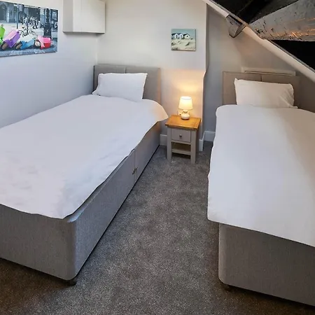 Host&Stay - Brunswick Holiday Apartments *
