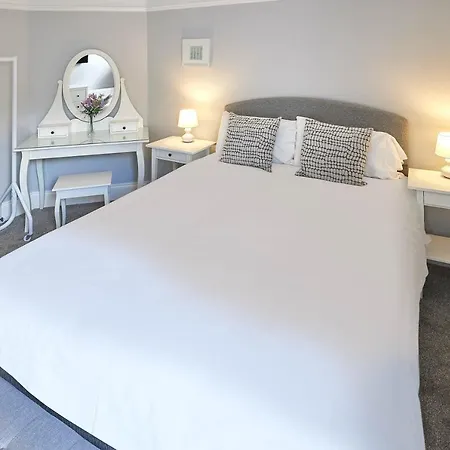 Host&Stay - Brunswick Holiday Apartments *